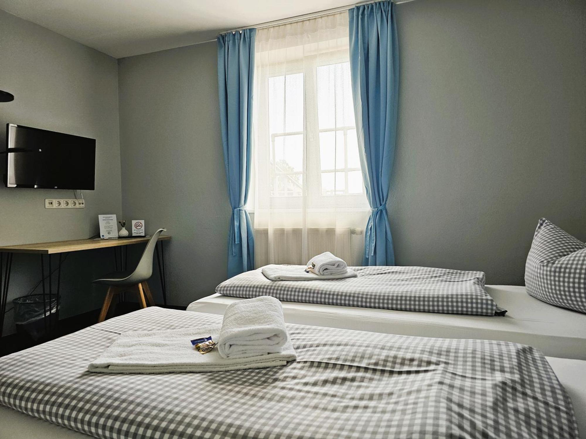 Novitel Pension Pliening - Muenchen Messe 外观 照片