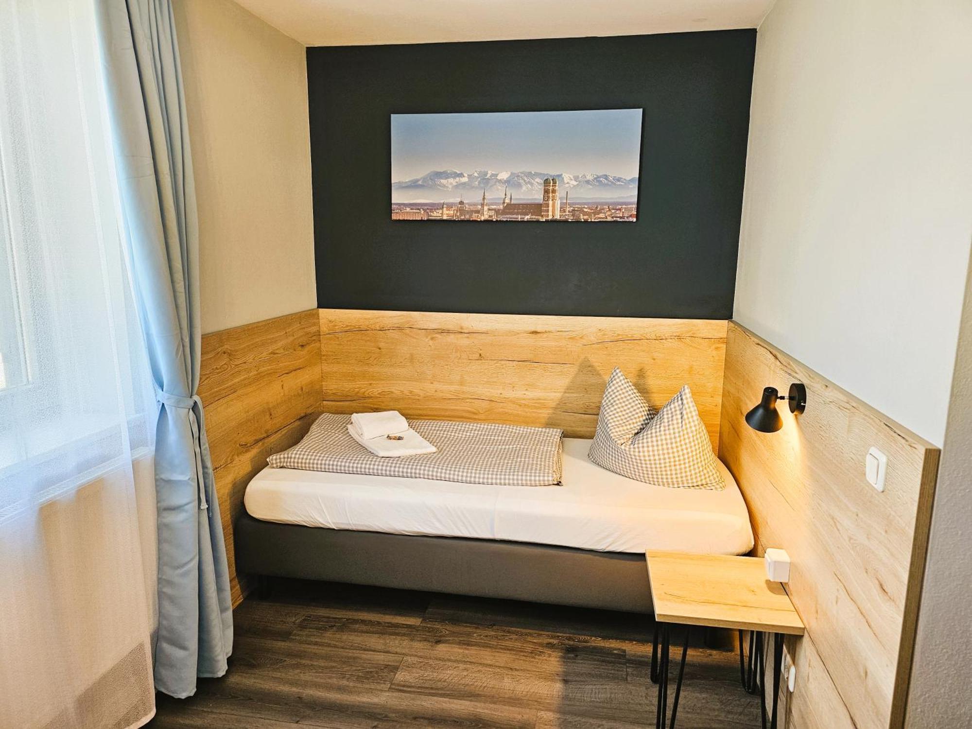 Novitel Pension Pliening - Muenchen Messe 外观 照片